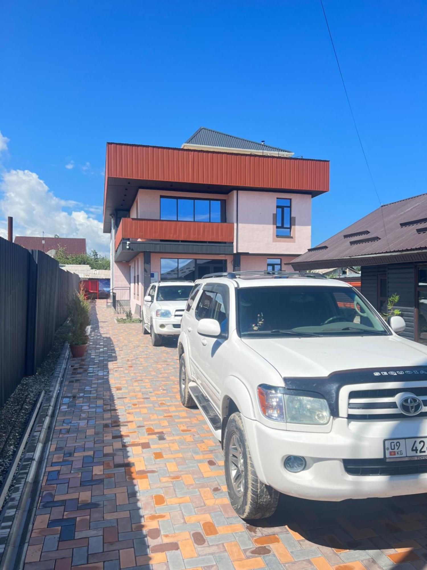Mongu Hotel Karakol Exteriér fotografie